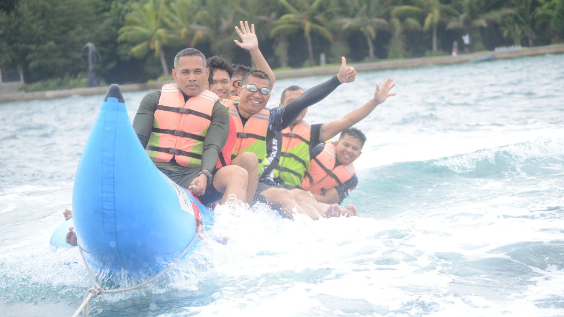 Outbond Banana Boat